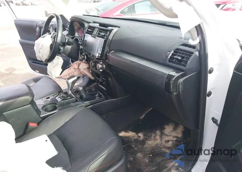 2024 Toyota 4Runner Trd Off Road Premium z USA, uszkodzony, nr VIN JTERU5JRXR6286502